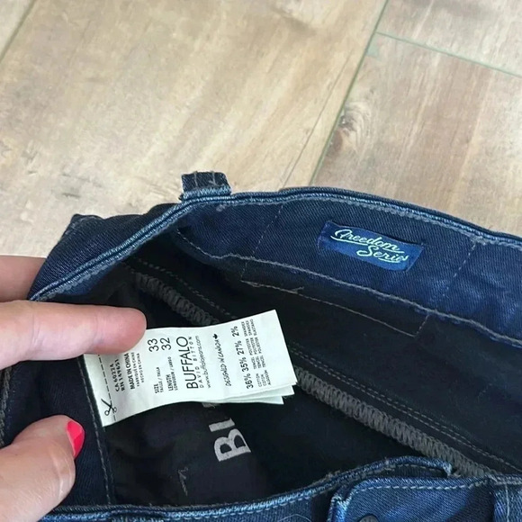 Buffalo David Bitton Freedom Series Slim Boot King Men’s Sz 33/32 - Picture 4 of 7